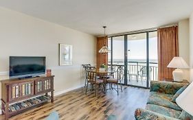 Beachfront Luxury Condo W Private Balcony At Meridian Plaza